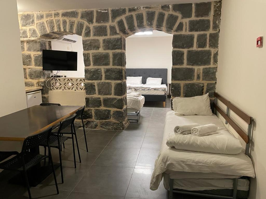 Ahva 17 Hotel Tiberias Ngoại thất bức ảnh