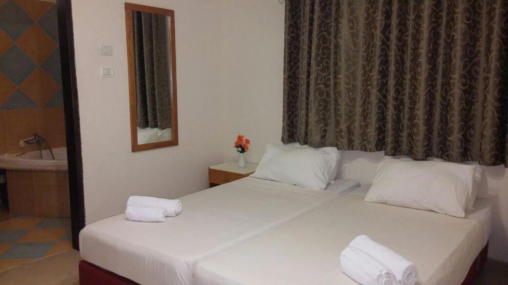 Ahva 17 Hotel Tiberias Ngoại thất bức ảnh